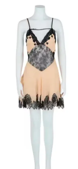 Gucci lace and chiffon dress for rent on The Volte - image 4