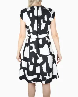 Kate Spade Mariella Dress Black and White Print Size 16 for rent on The Volte - image 4