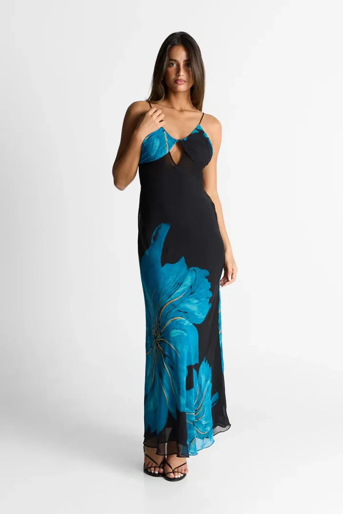 Sasha Therese Raya Maxi Dress Blue - Image 6