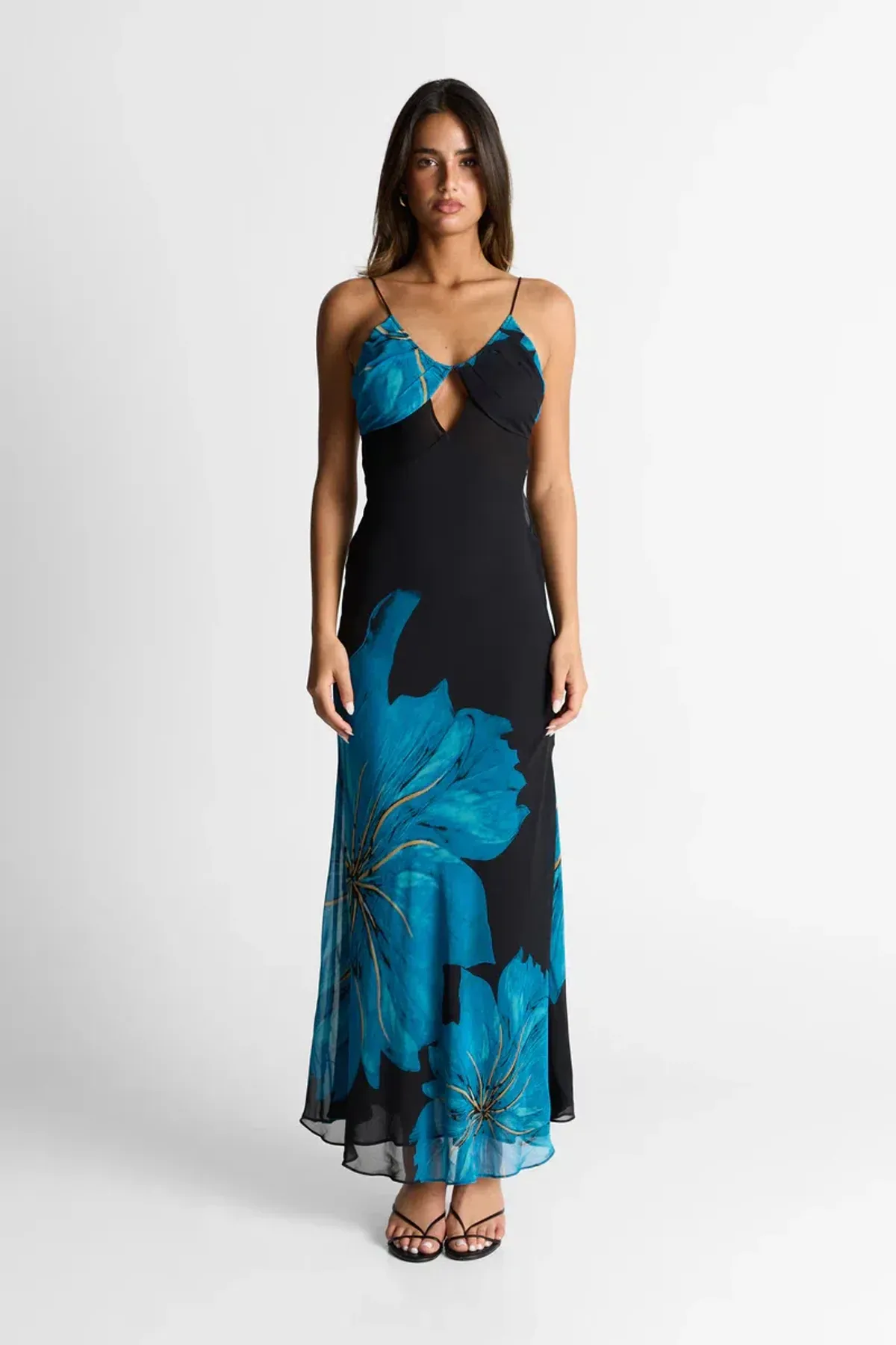 Sasha Therese Raya Maxi Dress Blue - Image 5