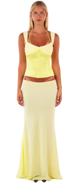 I am Delilah Scarlett Set Butter size M for rent on The Volte - image 1