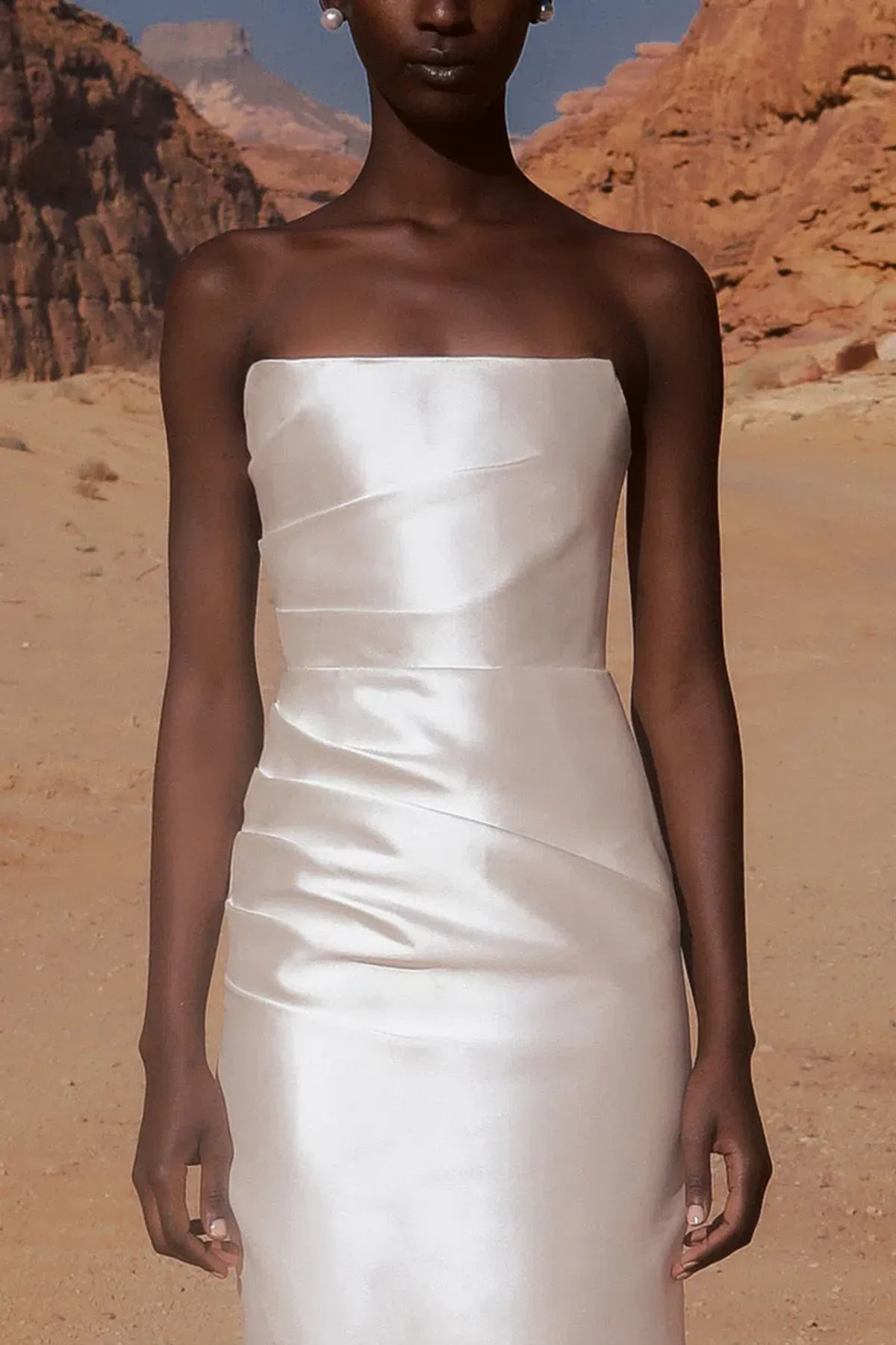 ELIYA THE LABEL Melina Bridal Gown size 10 - Image 4