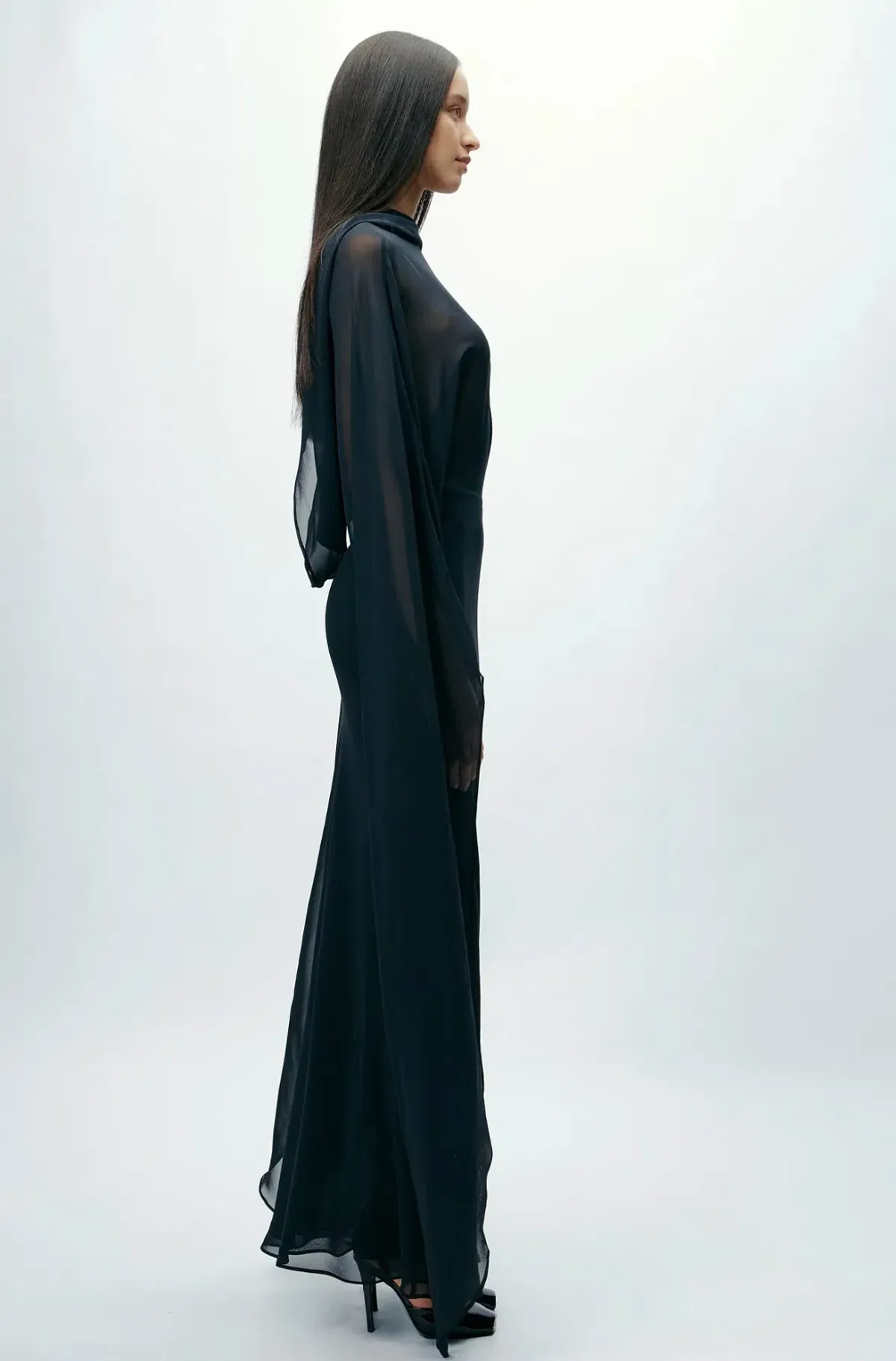 AUTORE STUDIO ELARA DRESS IN BLACK BEAUTY - Image 3