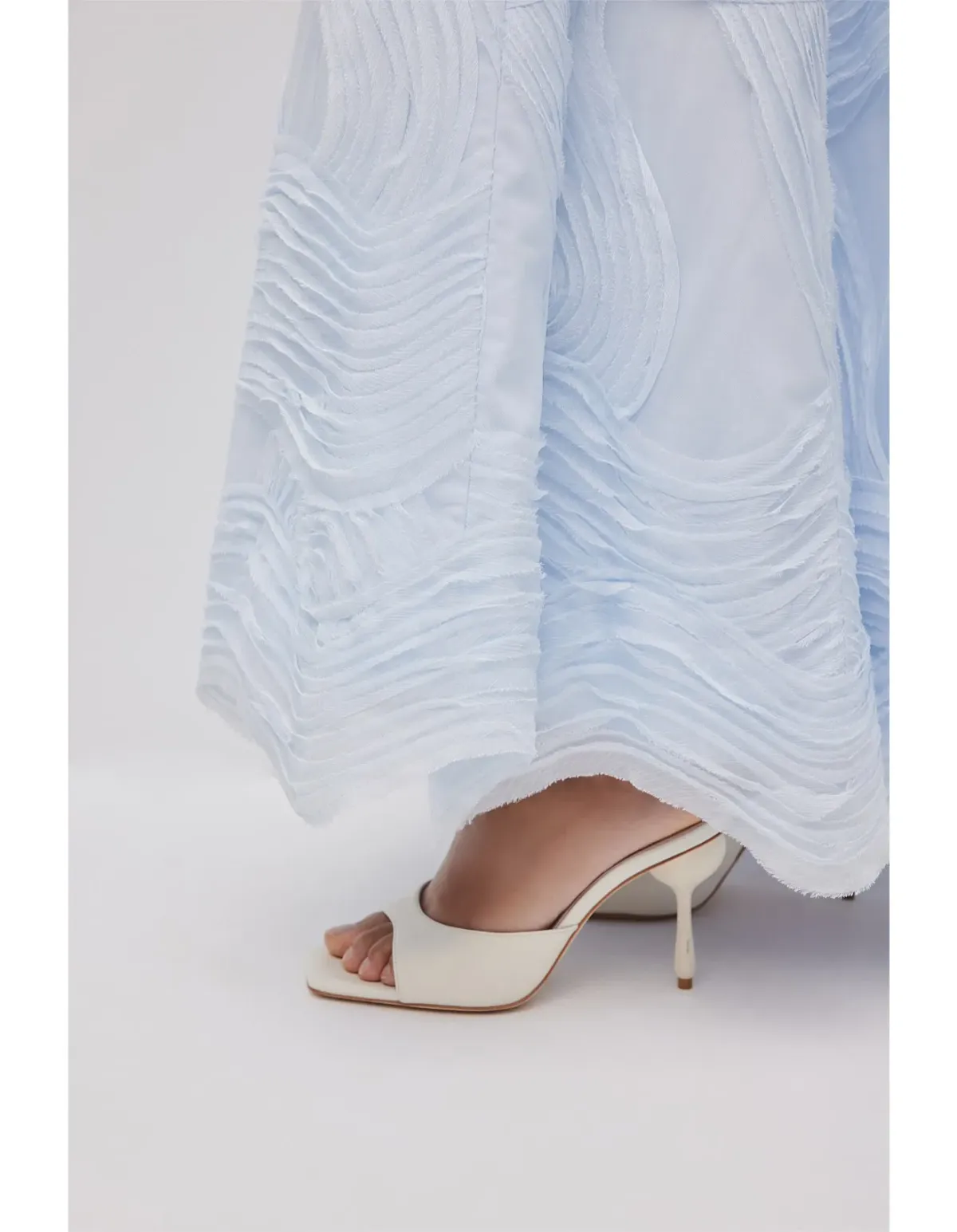 Aje Wave Gown Blue Size 6 - Image 4