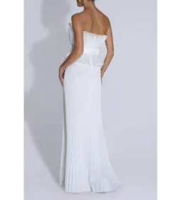 L'Idee Masquerade Gown in Ivory Size AU12 for rent on The Volte - image 3