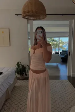 Bec and Bridge Set for rent on The Volte - image 1