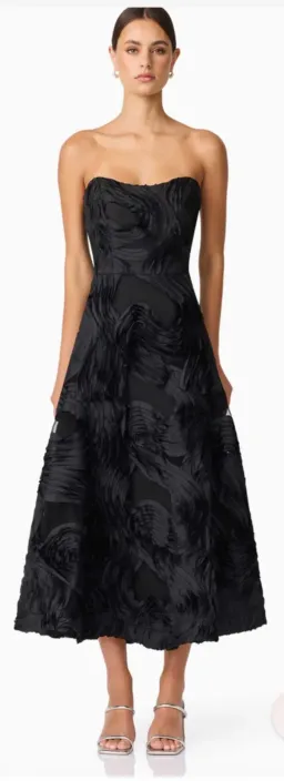 Elliatt Asher Sweetheart midi dress black size 10 for rent on The Volte - image 1