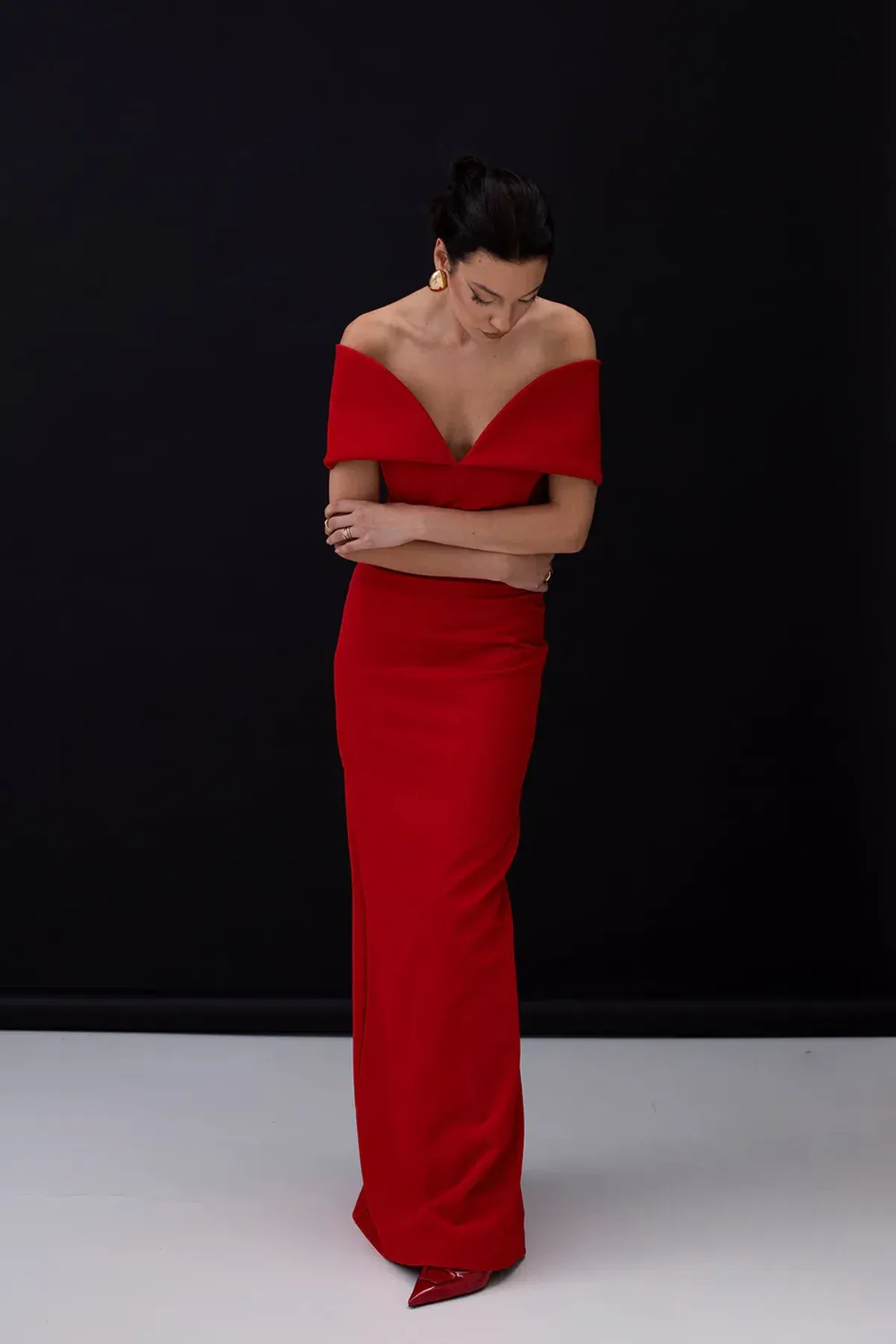 Red Muse by Moos Studio Size 34 - Image 4