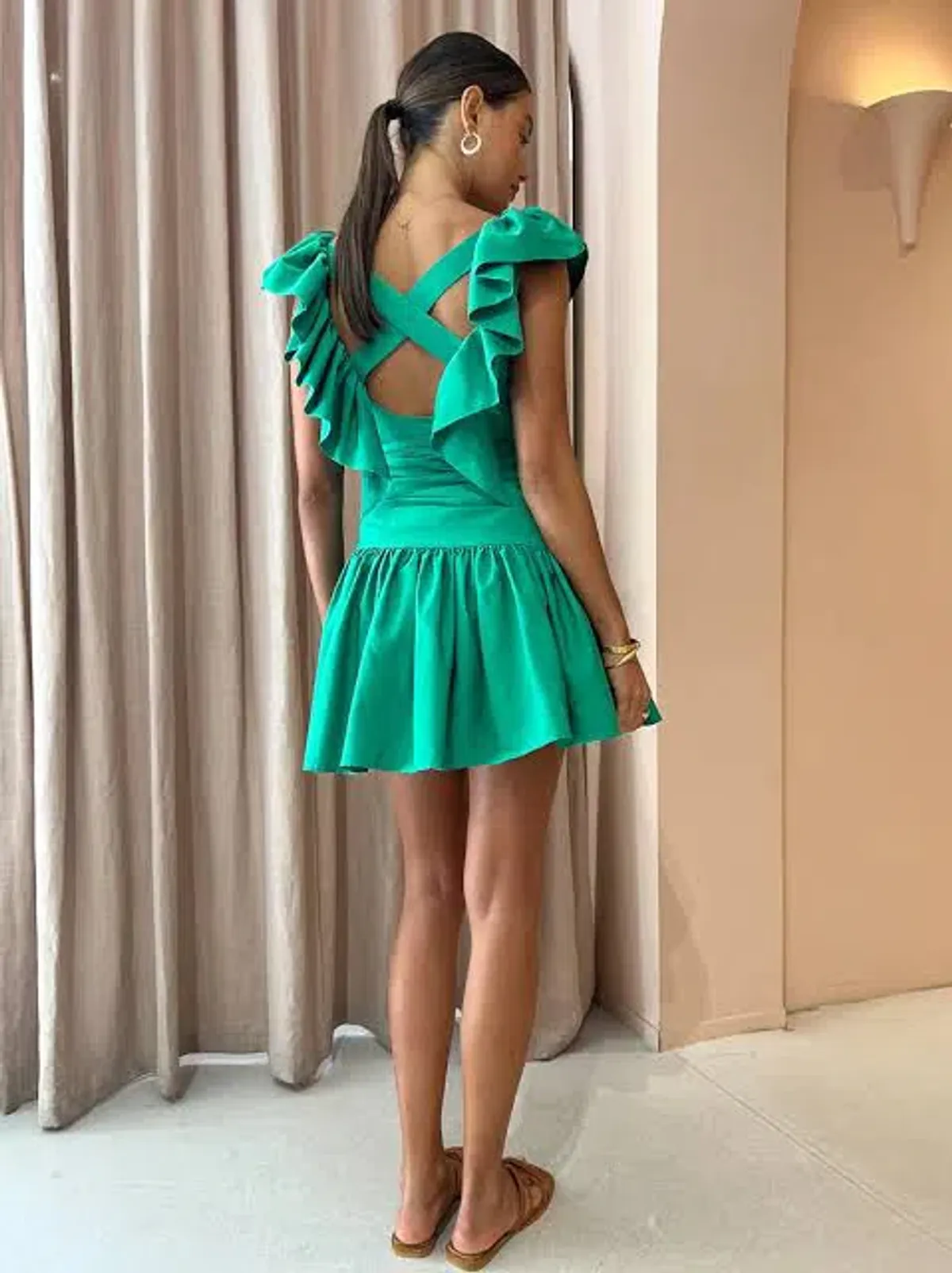 Alemais doira ruffle dress mini green size 6 - Image 2