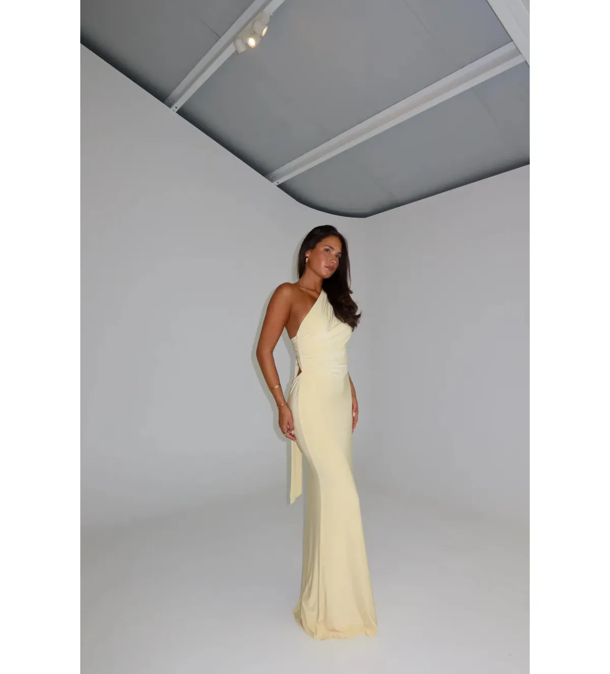Natalie Rolt Fabienne Gown in Lemon Size 1/AU8 - Image 2