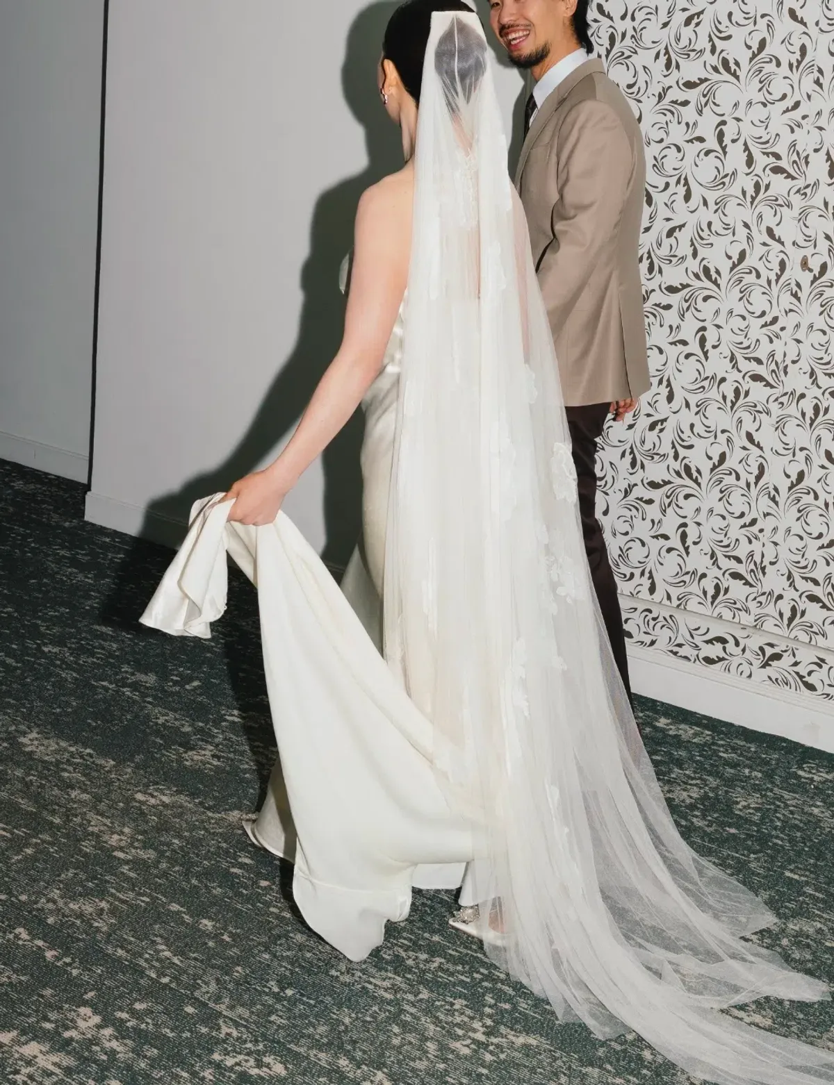 Danielle Frankel Pleated Lace Applique Veil Floor Length - Image 4