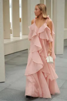 🌸New AJE Gracie Tiered Maxi Dress – Muted Rose Pink 10 AU 🌸 for rent on The Volte - image 4