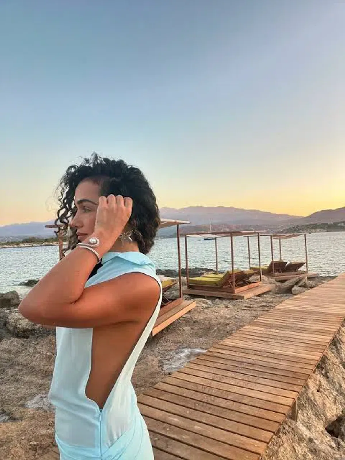 World Of Rezort Larissa Gown Size Medium M 10 Ice Baby Blue - Image 3