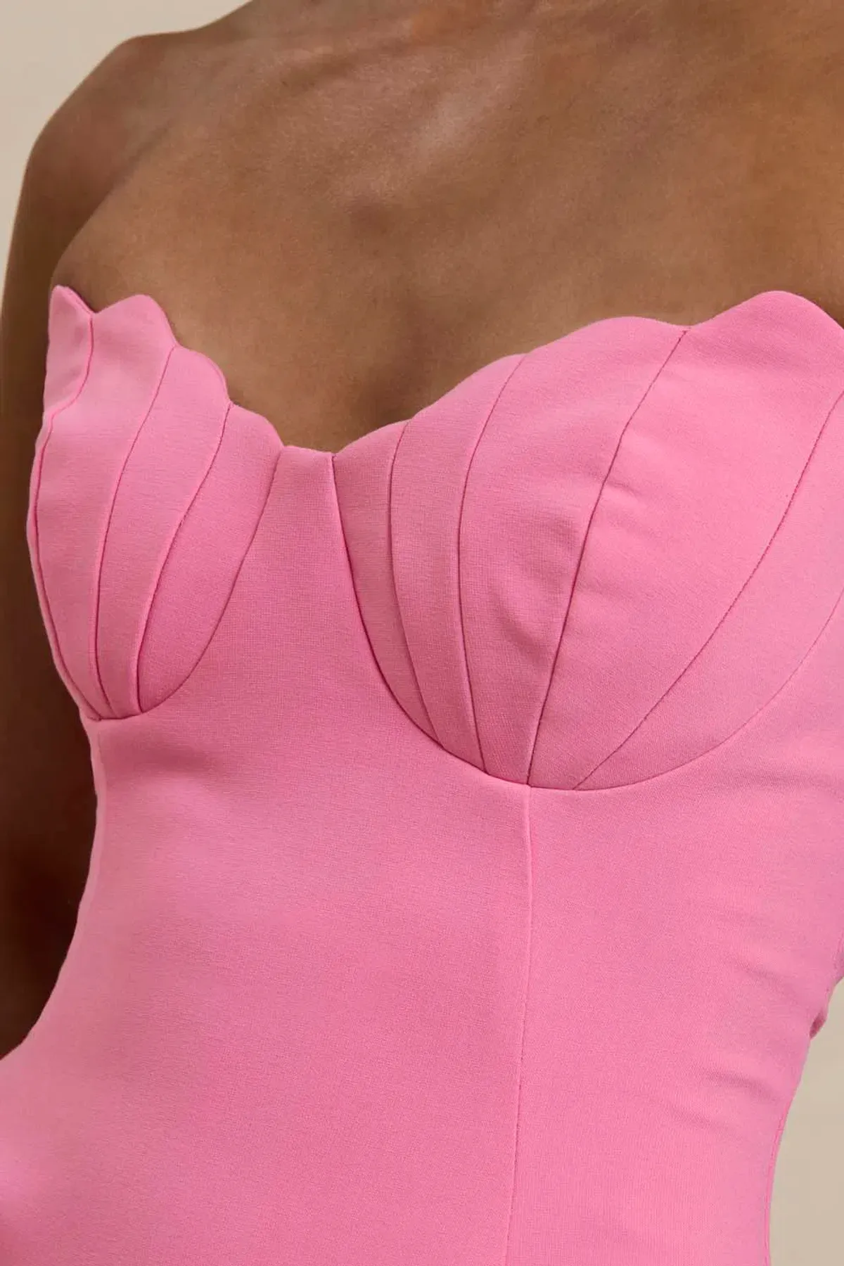 Venus Shell Strapless Dress by By Johnny Size 8 - Image 5