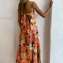 ✨ ACLER Tate Midi Dress Size AU 12 / US 8 - Pink Bouquet Floral Linen ✨ for rent on The Volte - image 4