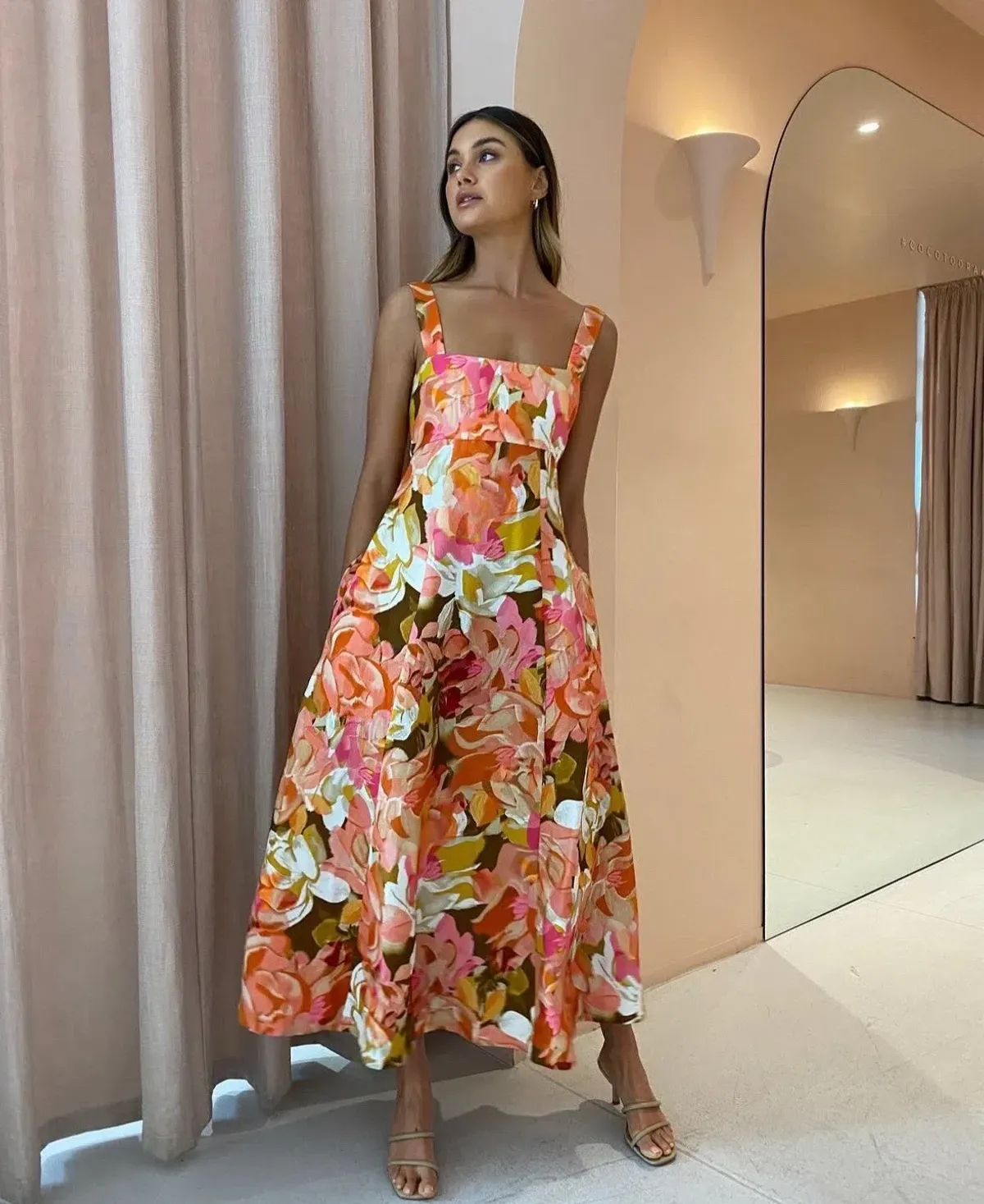 ✨ ACLER Tate Midi Dress Size AU 12 / US 8 - Pink Bouquet Floral Linen ✨ - Image 2