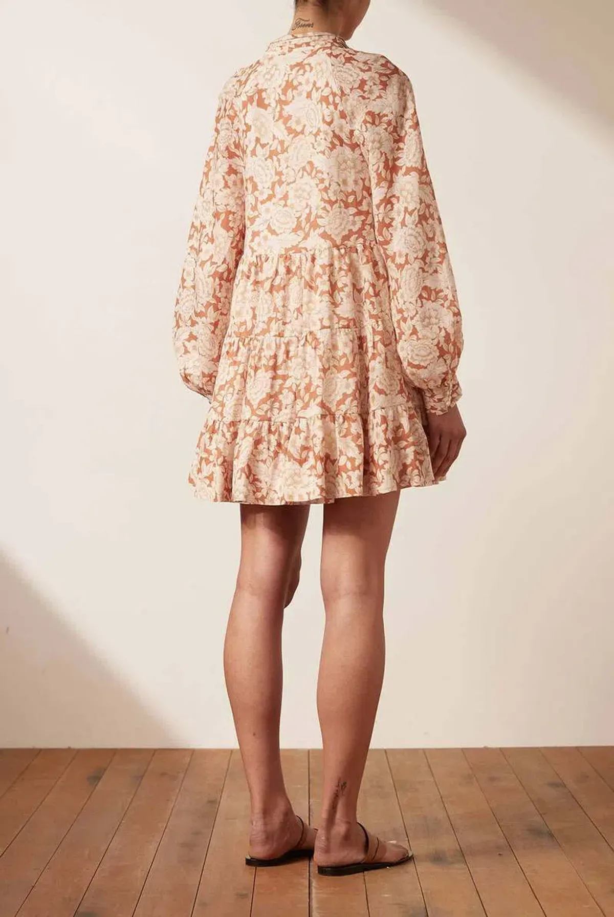 Flor Puff-Sleeve Linen Midi Dress In Floral Print - Image 2
