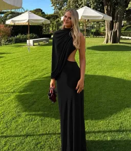 Effie Kats Aleksi Gown Rio Black 8 for rent on The Volte - image 1