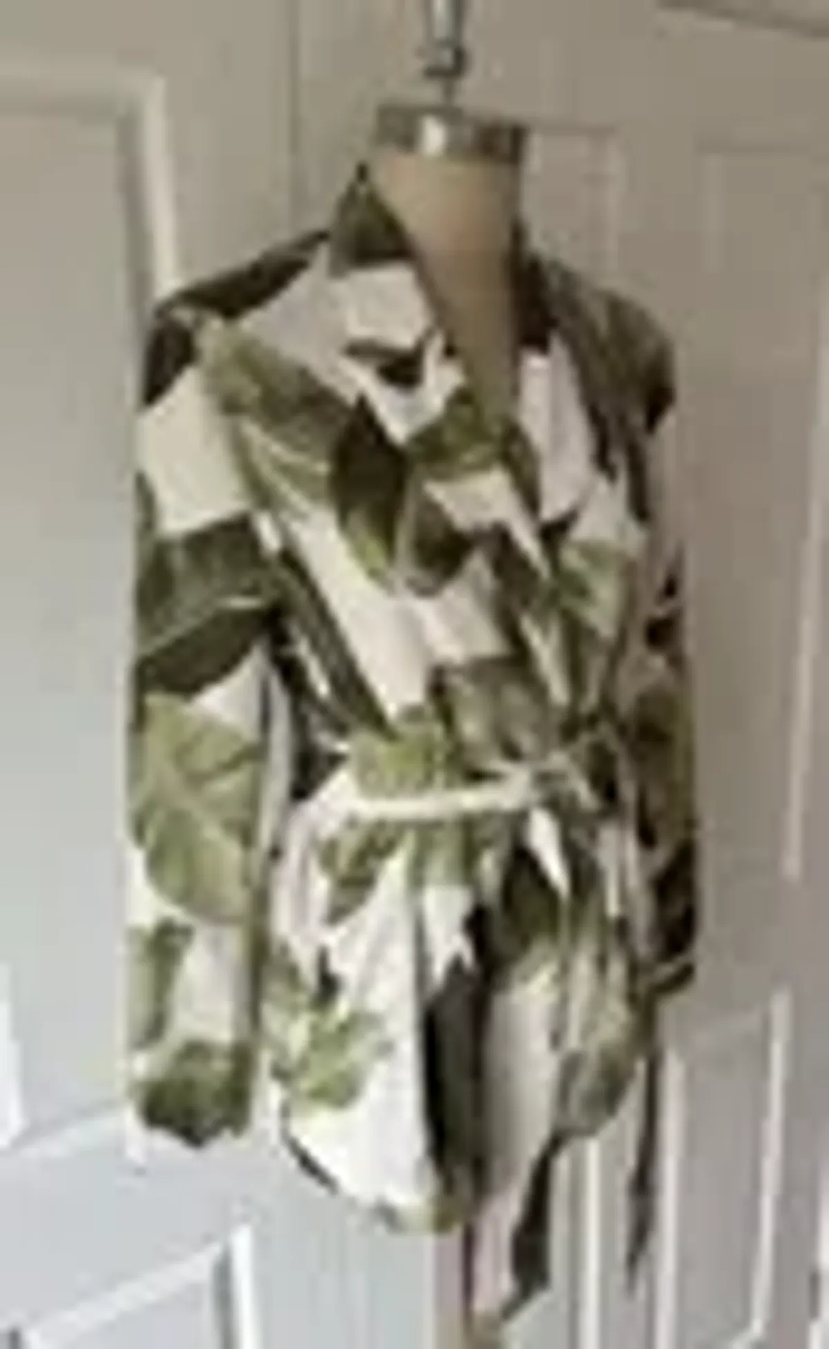 New TRENERY 2-Piece Suit, Palm Leaf Print Green & Pale Pink [10] Pants & Jacket 🩷 - Image 7