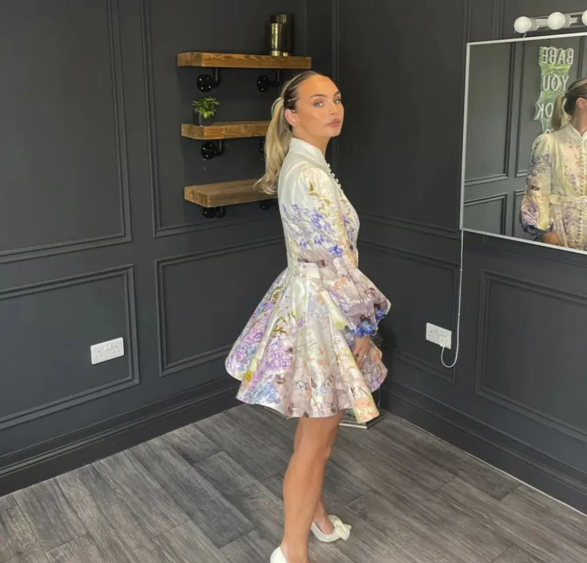 Zimmermann Rhythmic Buttoned Mini Dress in Floral Size 2 AU 12 - Image 5