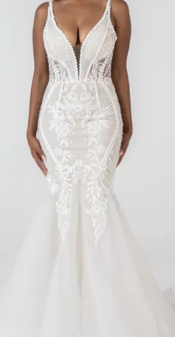 Zavana Bridal Wedding dress  for rent on The Volte - image 4