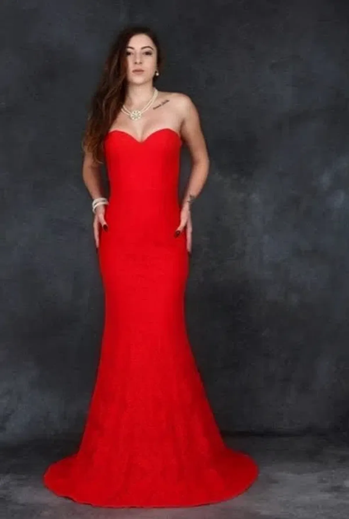 Bariano Red Gown – Size 6 - Image 1