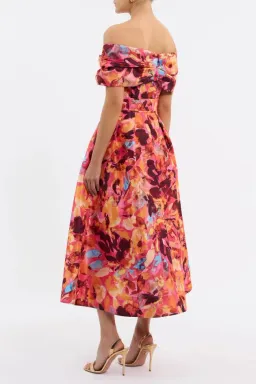 🌹Rebecca Vallance Gardenia Midi Dress – Size 8 AU - Orange Red Floral Off Shoulder Outfit🌹 for rent on The Volte - image 2