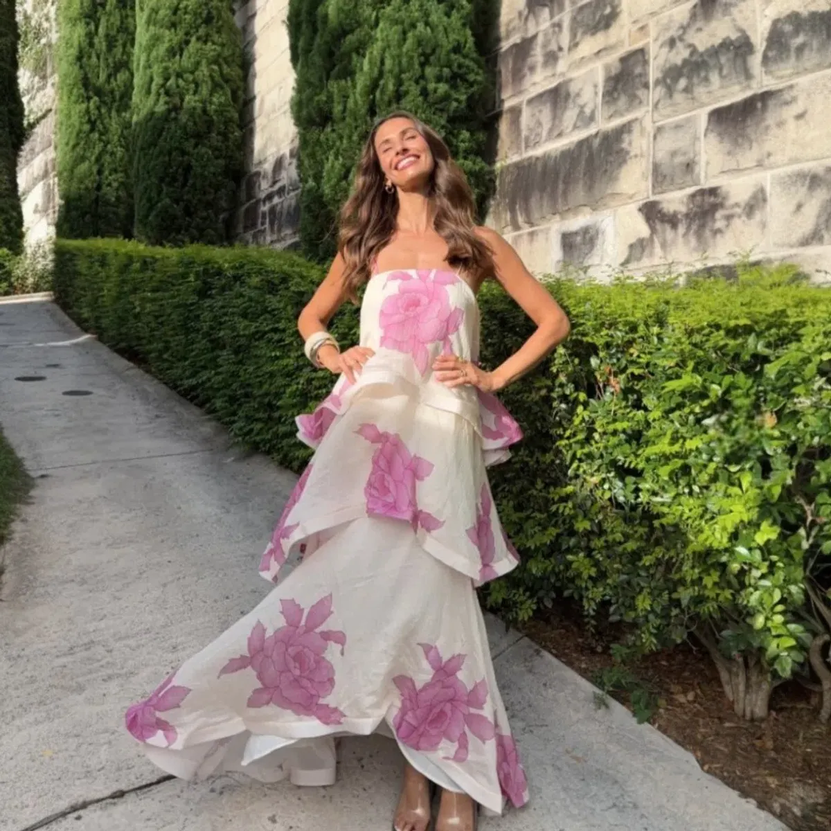 Elliatt Rova Tiered Gown in Cream & Pink Floral Size Large - Image 3
