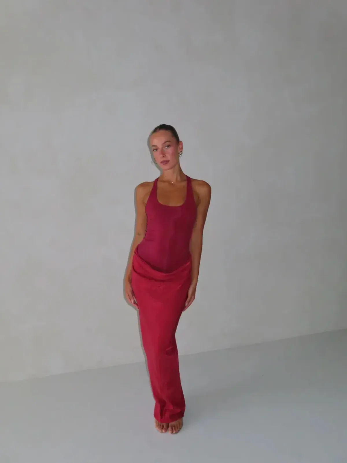 BENNI- JADE MAXI DRESS SCARLETT size 4 - Image 3