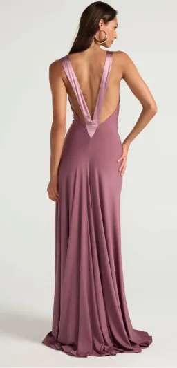 Rosa gown  for rent on The Volte - image 4