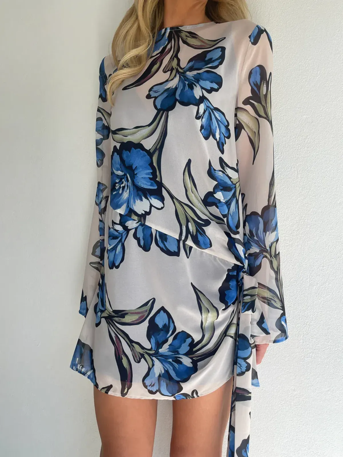 By Nicola Elodie Mini Dress Size 16 Wakiki Floral - Image 3