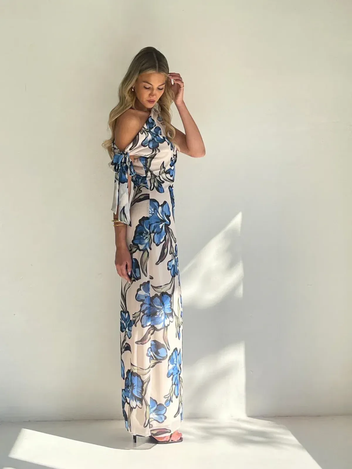By Nicola Hayley Tie Maxi Dress Size 12 Wakiki Floral - Image 2