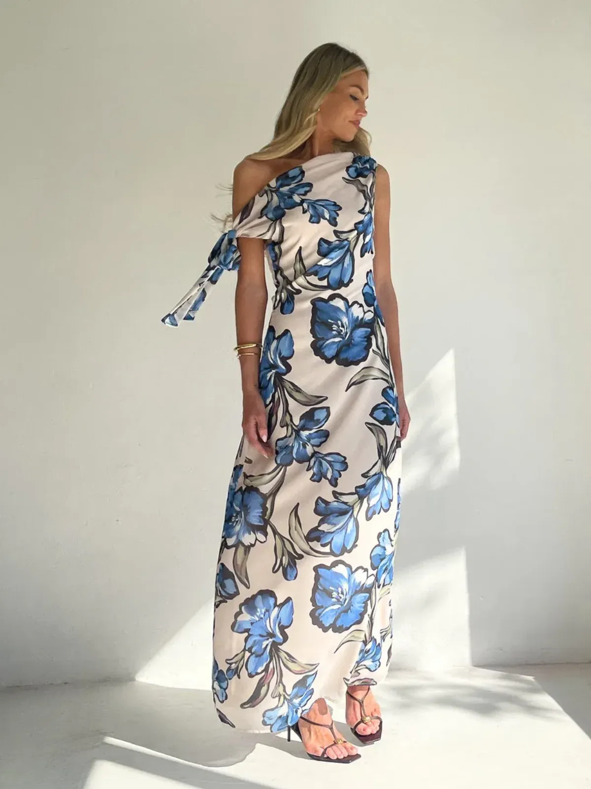 By Nicola Hayley Tie Maxi Dress Size 16 Wakiki Floral - Image 3