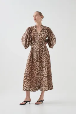 Aje Isabella Shirtdress in Leopard print, size AU 10 for rent on The Volte - image 4