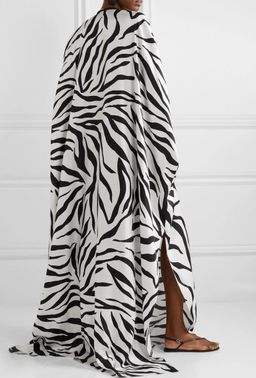 Oscar De La Renta Oversized Relaxed Fit Silk Gown Print Size 8 for rent on The Volte - image 2