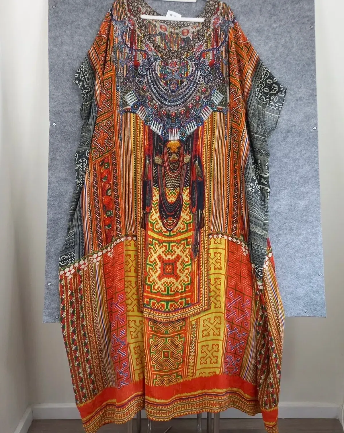 Camilla Round Neck Kaftan - Image 1