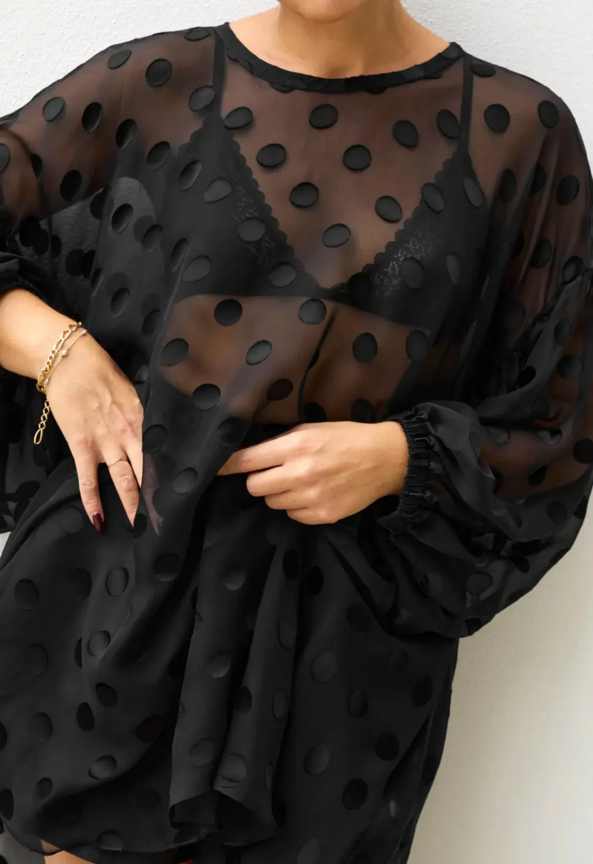 Isabella Longginou Black Sheer Spot Blouse Size L - Image 3