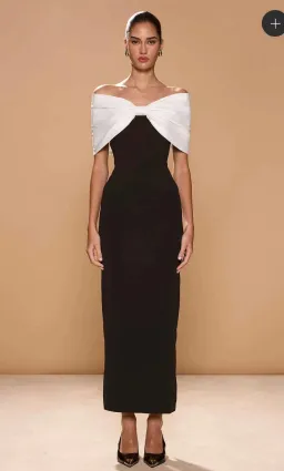 Sonya Moda Belluno dress black and white size L for rent on The Volte - image 3