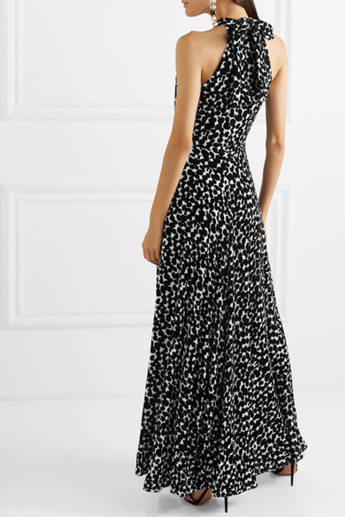 Raquel Diniz - Giovanna printed velvet halterneck gown in Black/white, Size 6 - Image 5