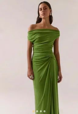 SOVERE STUDIO REYA DRESS NETTLE - SIZE 12 for rent on The Volte - image 1
