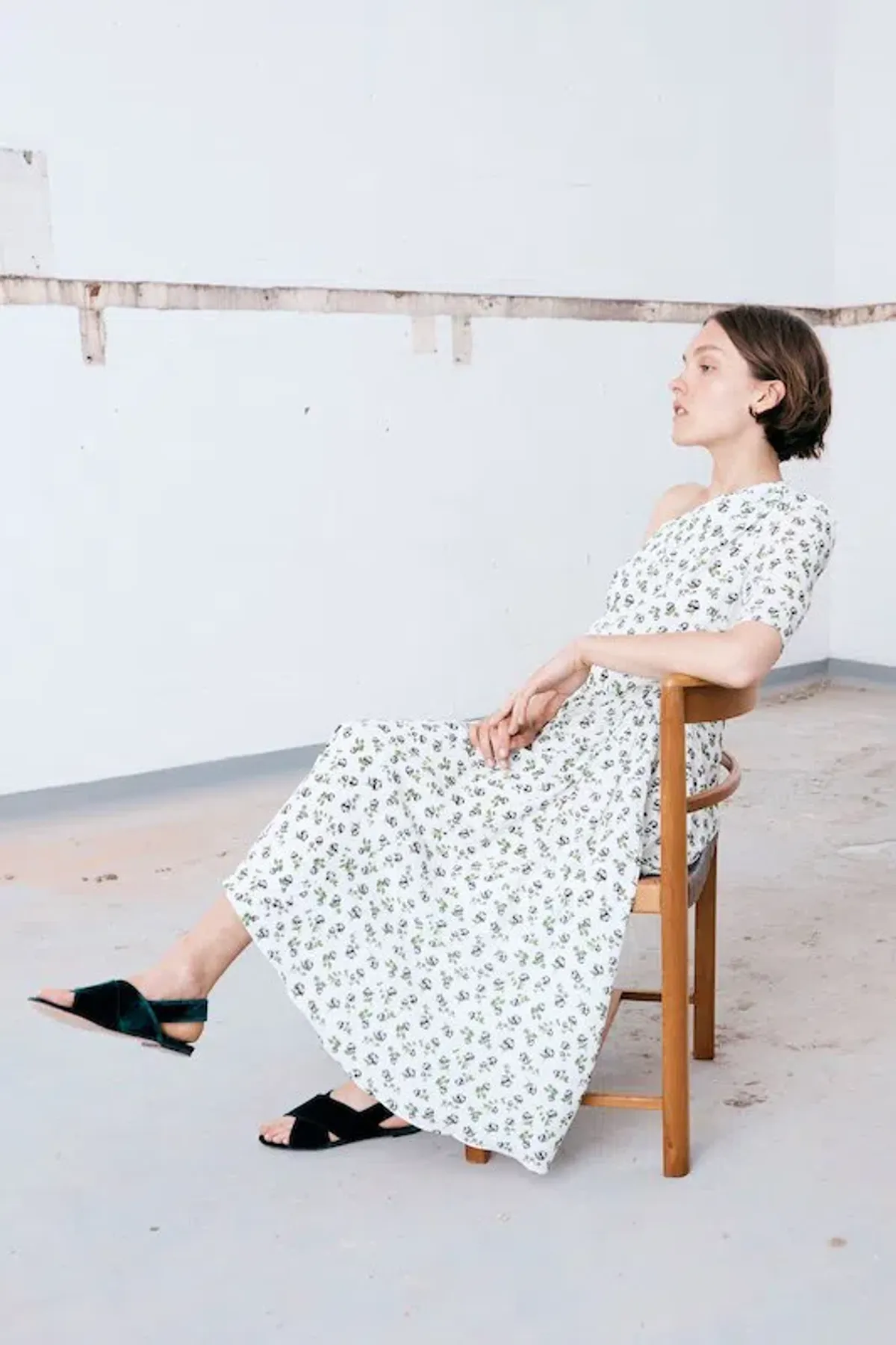 Emilia Wickstead  Kyle One Shoulder Crepe Midi Dress Floral Size 8 - Image 4