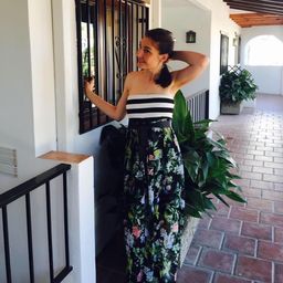 Floral Dress perfect for a 10 for rent on The Volte - image 1