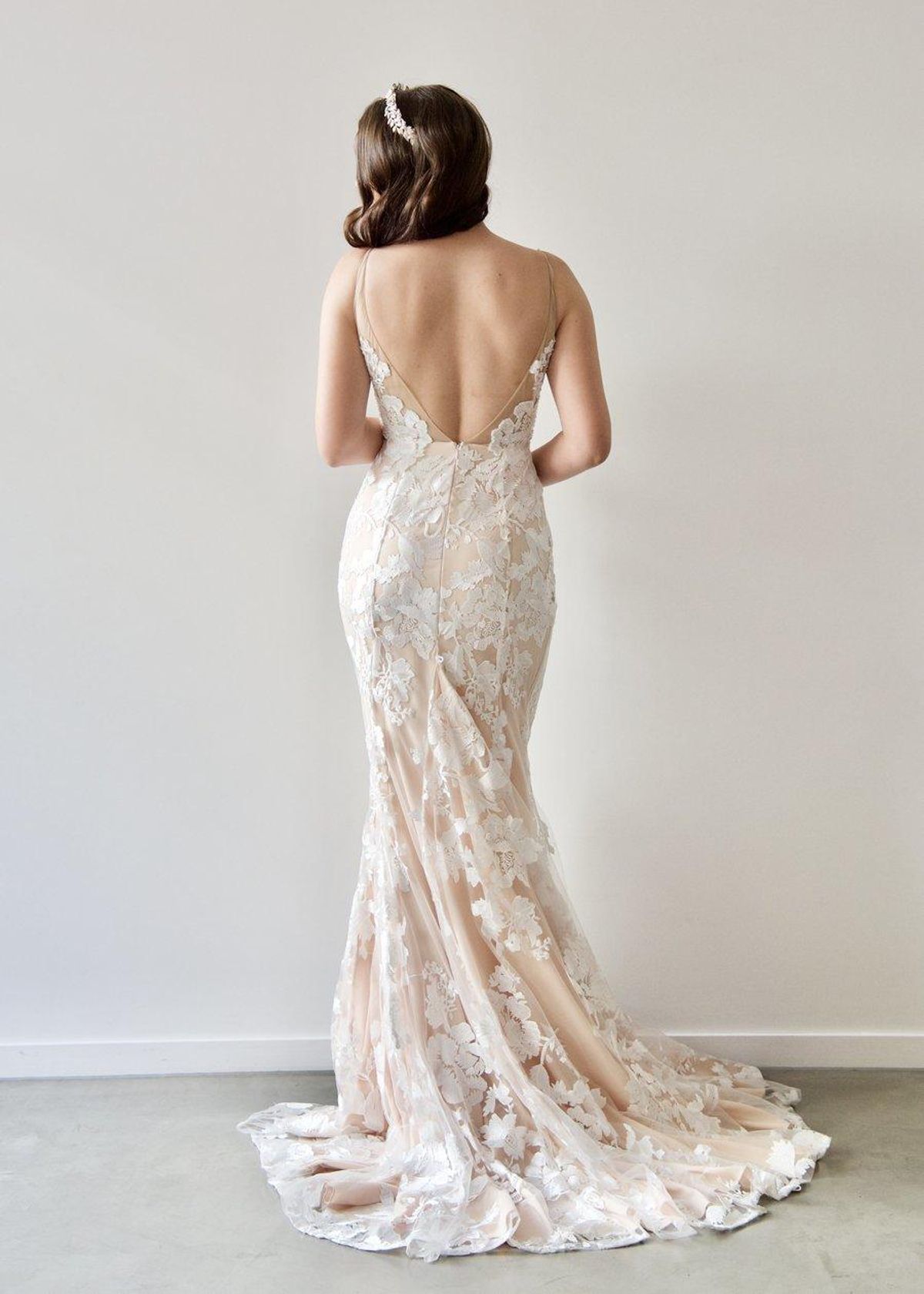 When Freddie Met Lilly Giselle Gown (Blush Underlay) Size 10/12 - Image 3