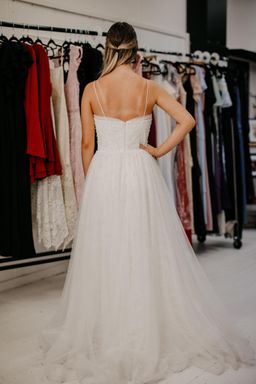 Jadore Wedding Gown for rent on The Volte - image 2