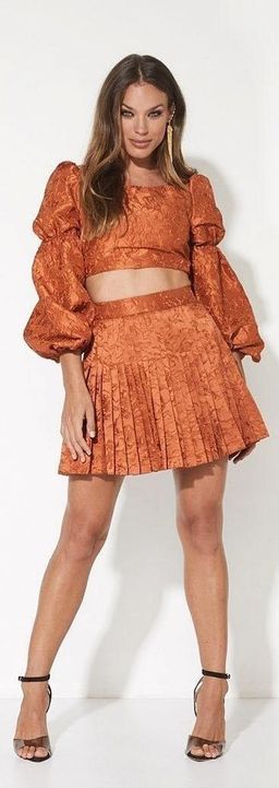 Mossman Leaves Set for rent on The Volte - image 1