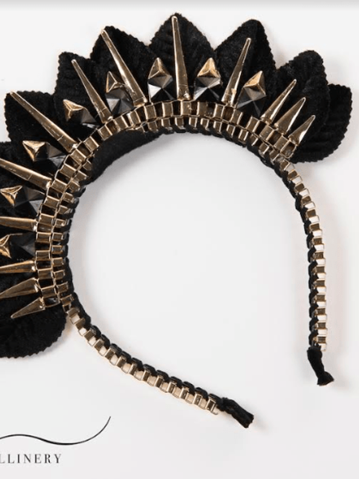 Dark Beauty Black & Gold - Image 1