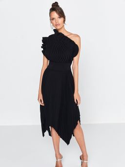 Mossman The Lady Like  Dress Black Size 6 for rent on The Volte - image 1