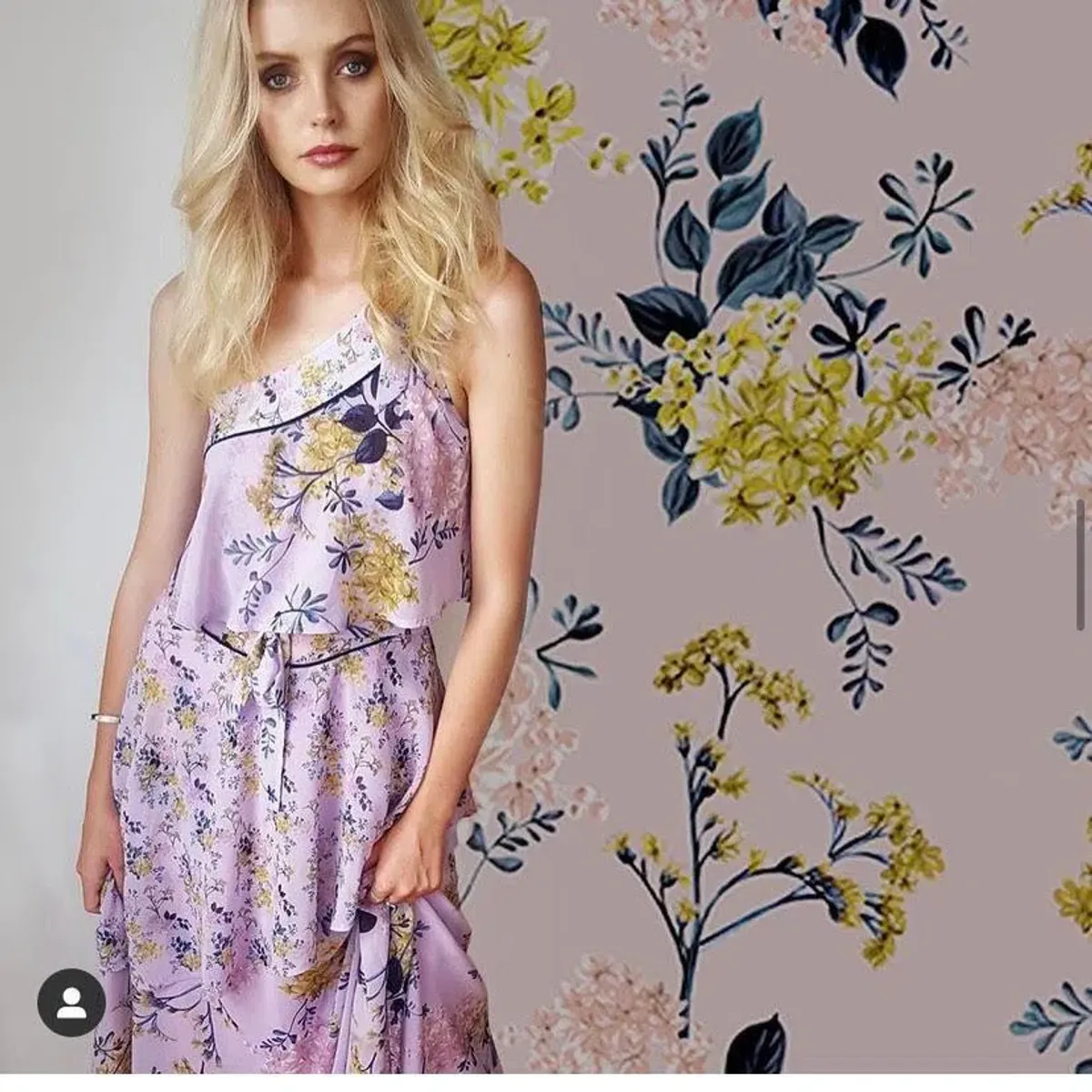 We are Kindred Iris Flutter Dress Floral Size 8 - Image 1