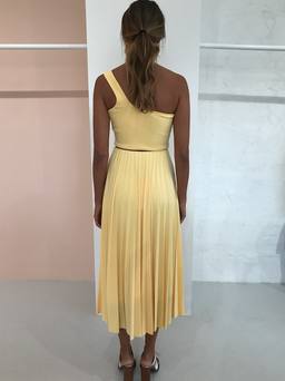 Bec & Bridge Sunny Set | Butter Yellow | Size 8 for rent on The Volte - image 4