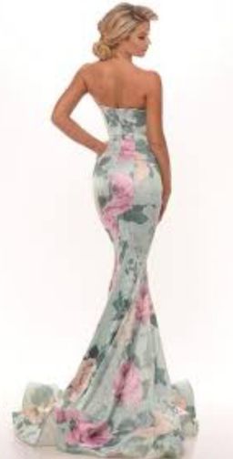 PORTIA & SCARLETT STELLA FLORAL GOWN for rent on The Volte - image 4